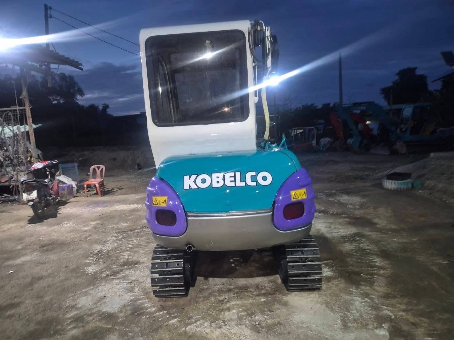 KOBELCO SK030 คอลโทรลน้ำมัน ปั้มนิ้ว KOBELCO SK030 คอลโทรลน้ำมัน ปั้มนิ้ว
