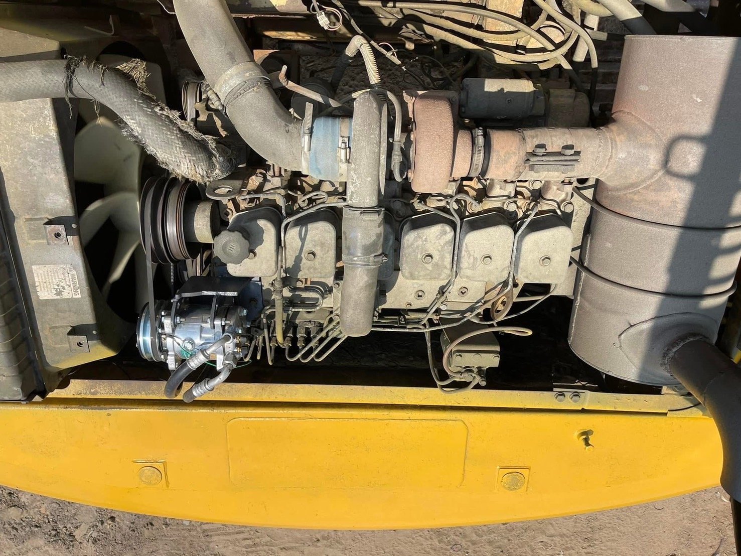 PC200-6 ไฟฟ้าครบ ระบบดี แอรเย็น เครื่องดี PC200-6 ไฟฟ้าครบ ระบบดี แอรเย็น เครื่องดี