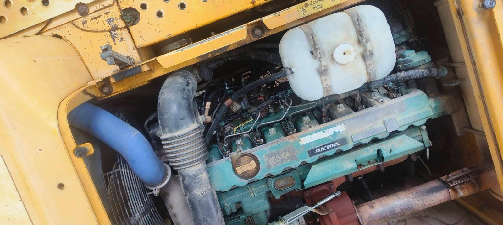 Volvo EC210B Prime เล่มทะเบียน เครื่องปั้มสมบูรณ์ Volvo EC210B Prime เล่มทะเบียน เครื่องปั้มสมบูรณ์