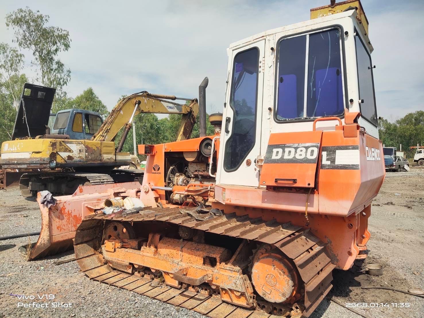 แทรกเตอร์ DOOSAN รุ่น DD80L เก๋งแอร์ แทรกเตอร์ DOOSAN รุ่น DD80L เก๋งแอร์