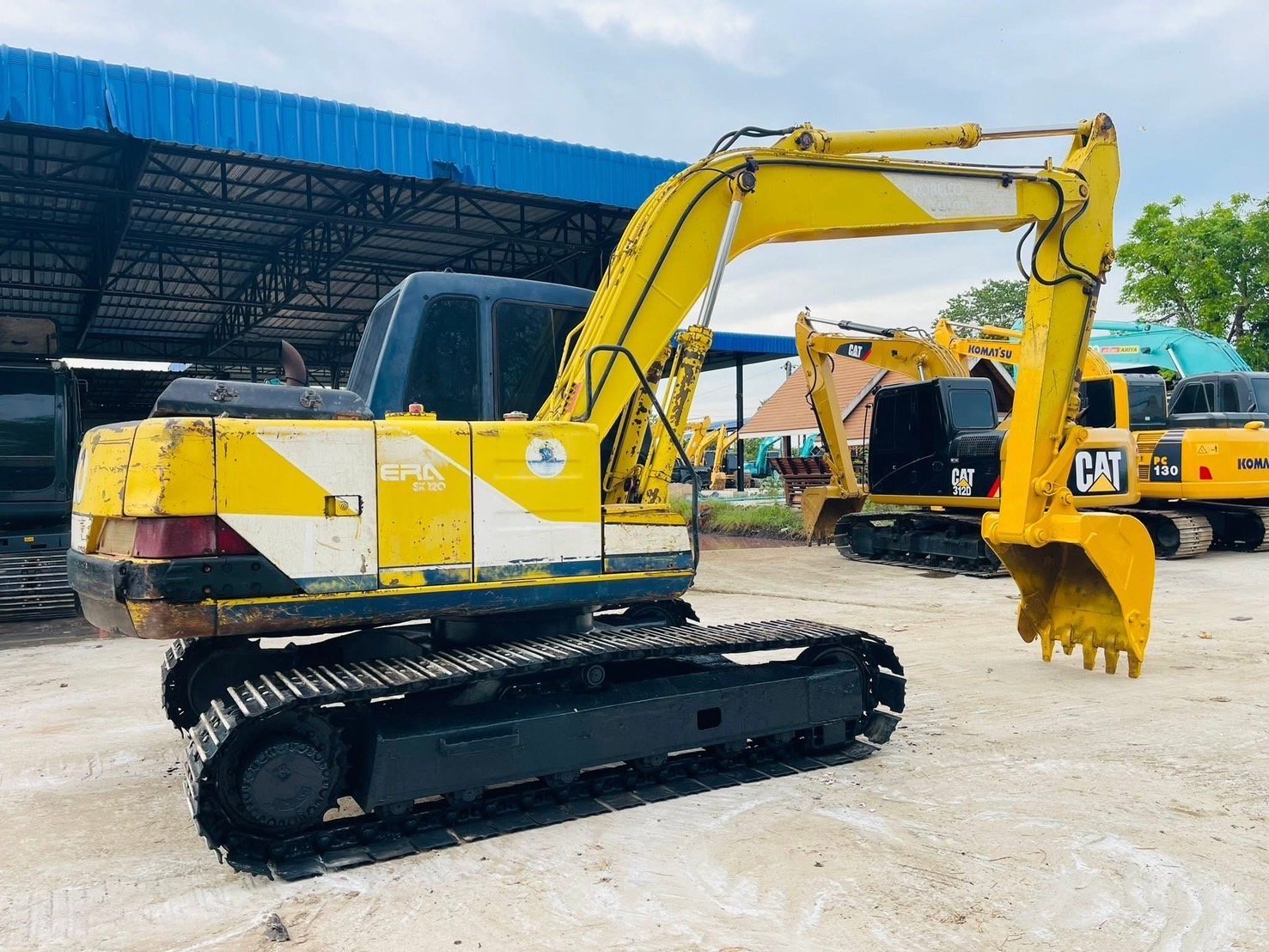 SK120-3 มาททรี ไฟฟ้าครบ ระบบดี มีลายหัวแย็ก SK120-3 มาททรี ไฟฟ้าครบ ระบบดี มีลายหัวแย็ก