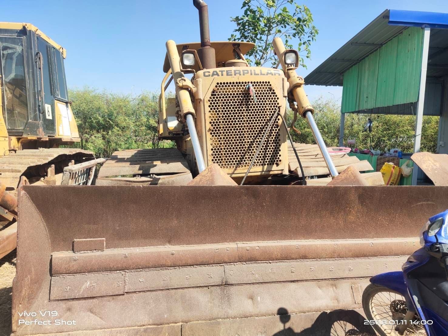 แทรกเตอ ร์CATERPILLAR D6D พิมนิยม แข็งแรงทนทาน แทรกเตอ ร์CATERPILLAR D6D พิมนิยม แข็งแรงทนทาน