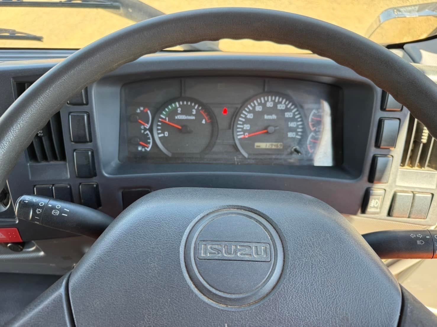 📌 สด 📌 ผ่อน ปี.2561 ISUZU 210 ยาว 4.00.เมตร