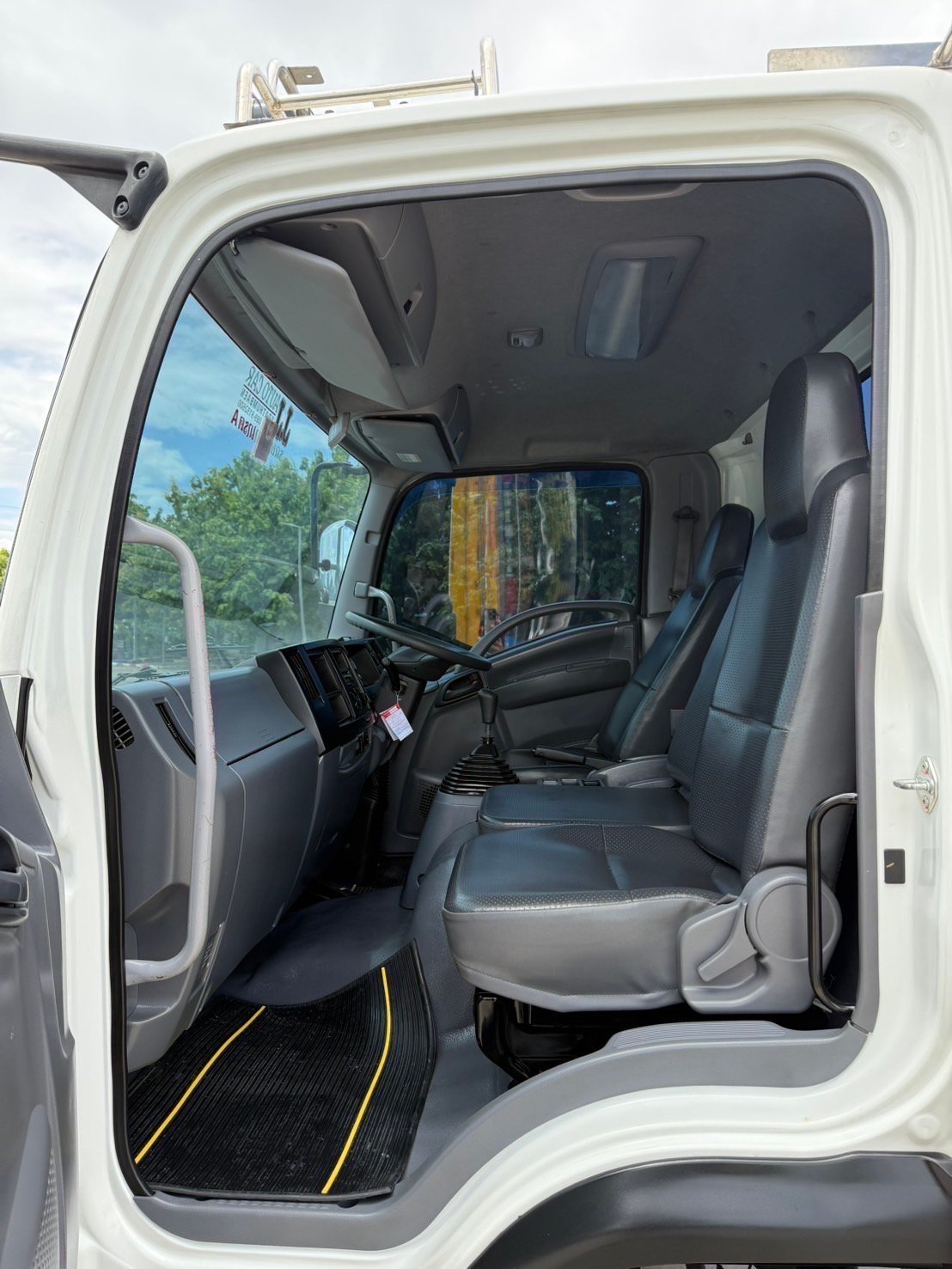 เข้าใหม่❗️ไมล์ 1 แสน❗️NEW ISUZU FRR 210 กะบะพื้นเรียบ เข้าใหม่❗️ไมล์ 1 แสน❗️NEW ISUZU FRR 210 กะบะพื้นเรียบ