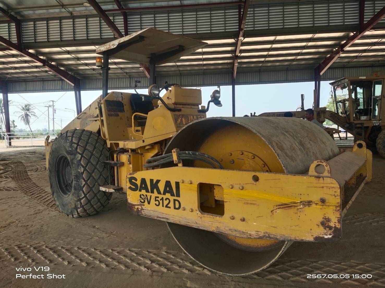 รถบด SV512 D สองเพลา สองเปือก เครื่องปั้มดี รถบด SV512 D สองเพลา สองเปือก เครื่องปั้มดี