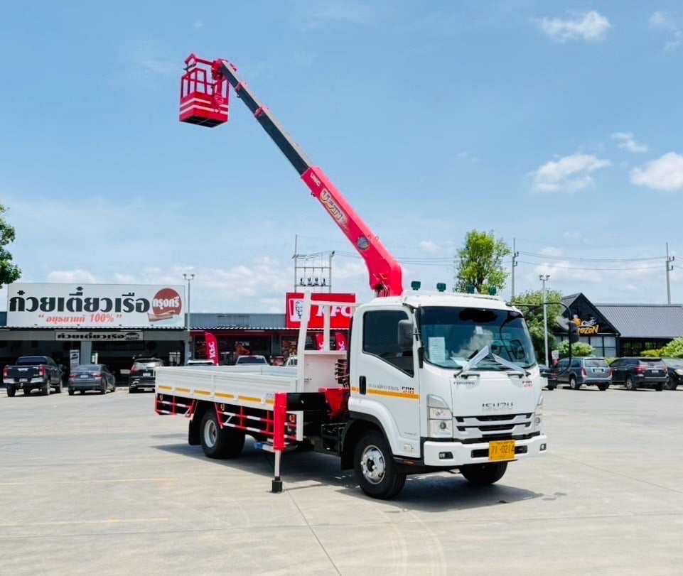 NEW FRR 210 ติดเครนเก่าญี่ปุ่นUNIC ขนาด 3 ตัน 4 ปลอก NEW FRR 210 ติดเครนเก่าญี่ปุ่นUNIC ขนาด 3 ตัน 4 ปลอก