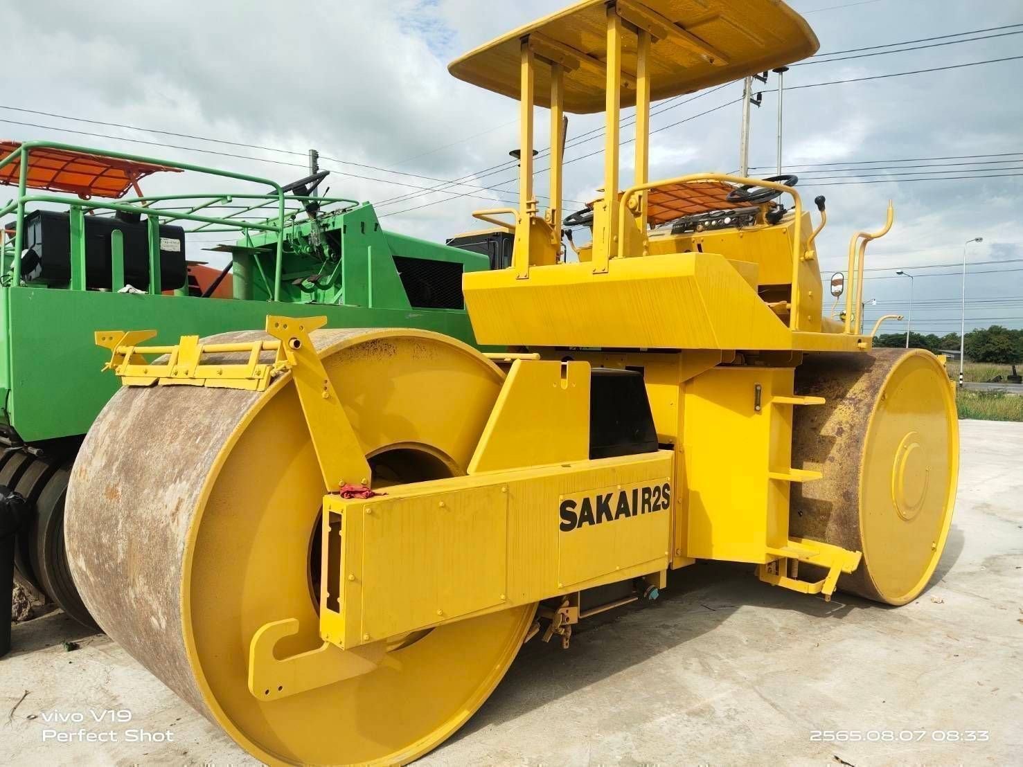 รถบด SAKAI รุ่นR2S สามล้อเหล็ก เช็คช่อมเต็ม เครื่องปั้มเกียร์
