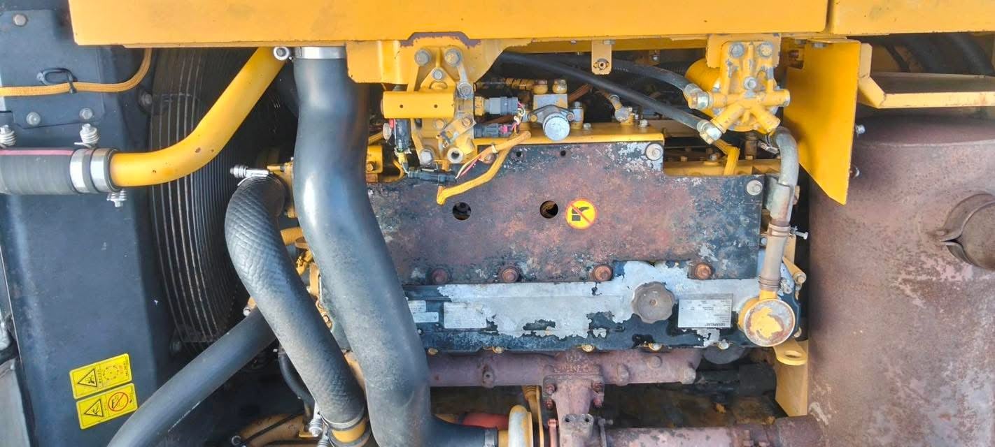 CAT320D กะบอกดำ (เก่าญี่ปุ่น) เครื่องปั้มแห้งสวย
