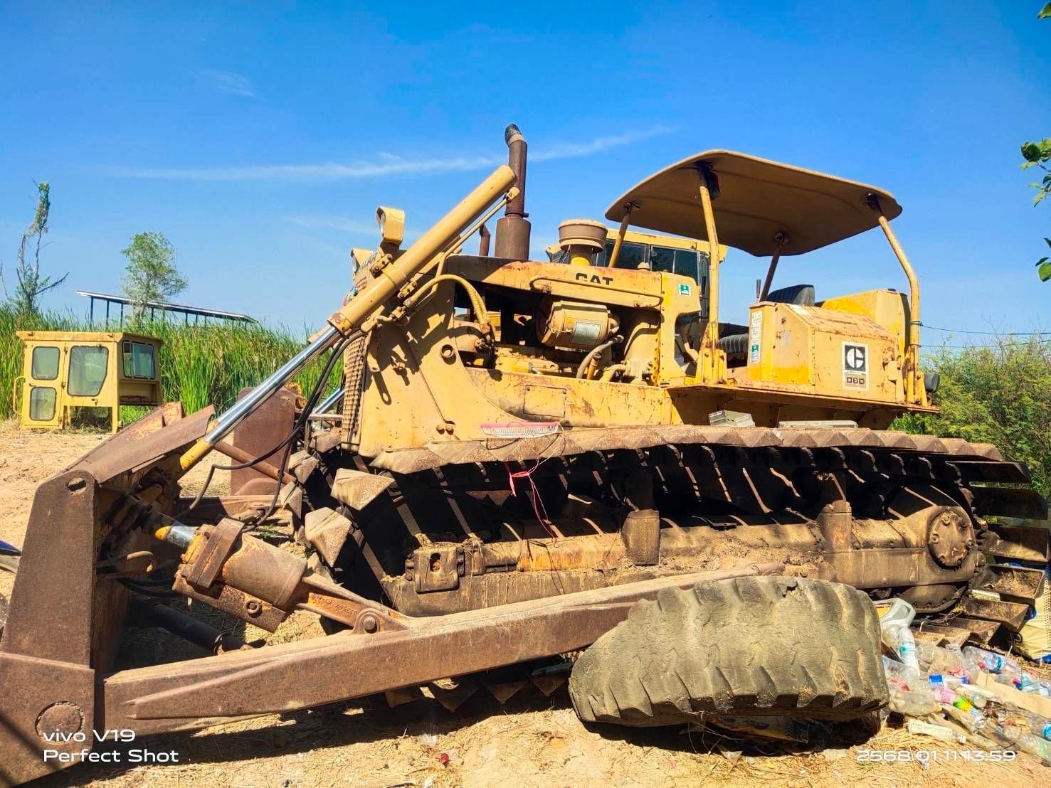 แทรกเตอ ร์CATERPILLAR D6D พิมนิยม แข็งแรงทนทาน
