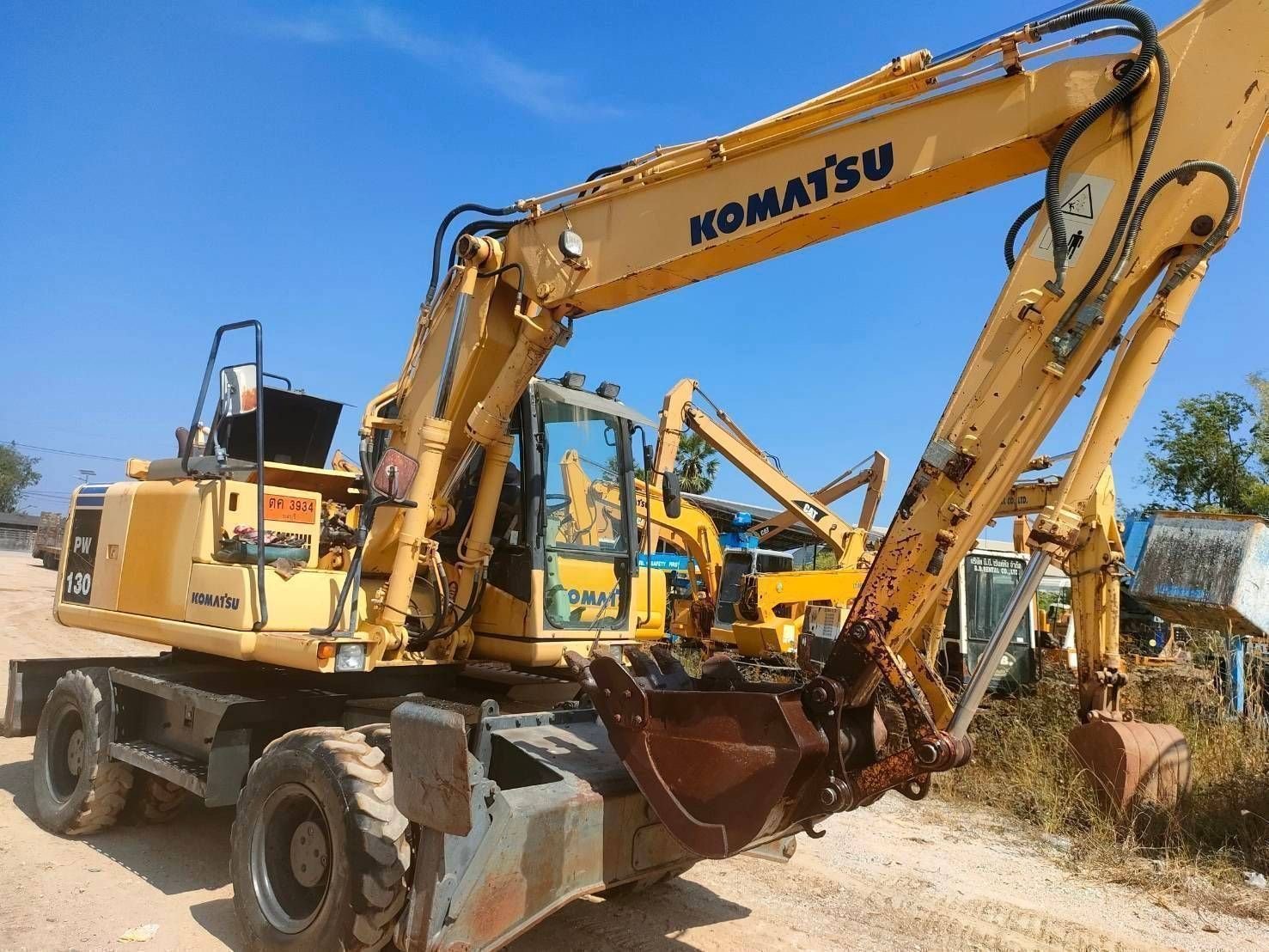 แบคโฮล้อยาง
PW130-7 นำเข้า แบคโฮล้อยาง
PW130-7 นำเข้า