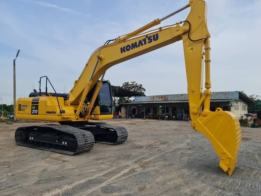 แบคโฮ KOMATSU PC210-10MO 3400 ชั่วโมง PM7000 แบคโฮ KOMATSU PC210-10MO 3400 ชั่วโมง PM7000
