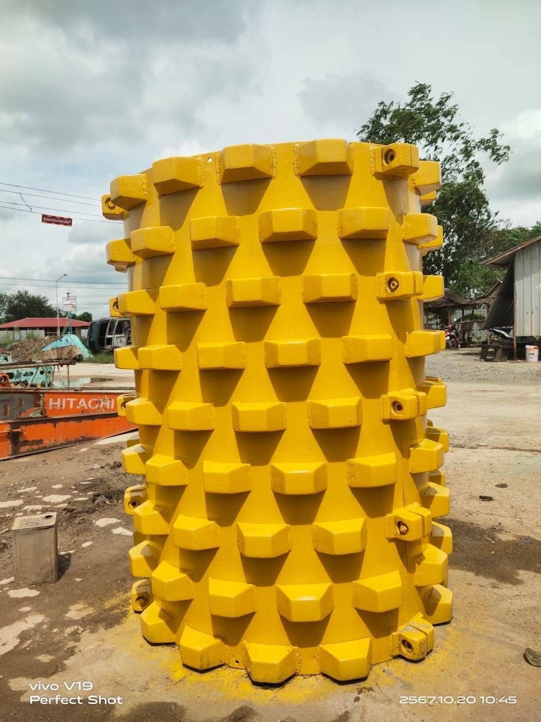 ขายเปือกหนาม ถอดจากรุ่น 213D-3 BOMAG