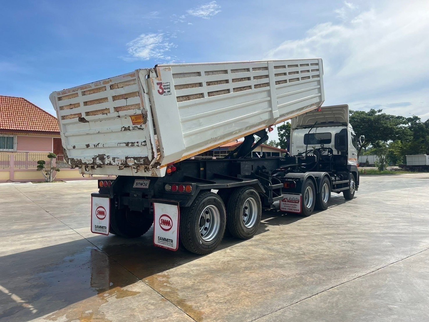 หัวลาก FM1A 344 พร้อมหางเซมิดัมพ์สามมิตร กะบะท้องเรือ สองเพลา หัวลาก FM1A 344 พร้อมหางเซมิดัมพ์สามมิตร กะบะท้องเรือ สองเพลา
