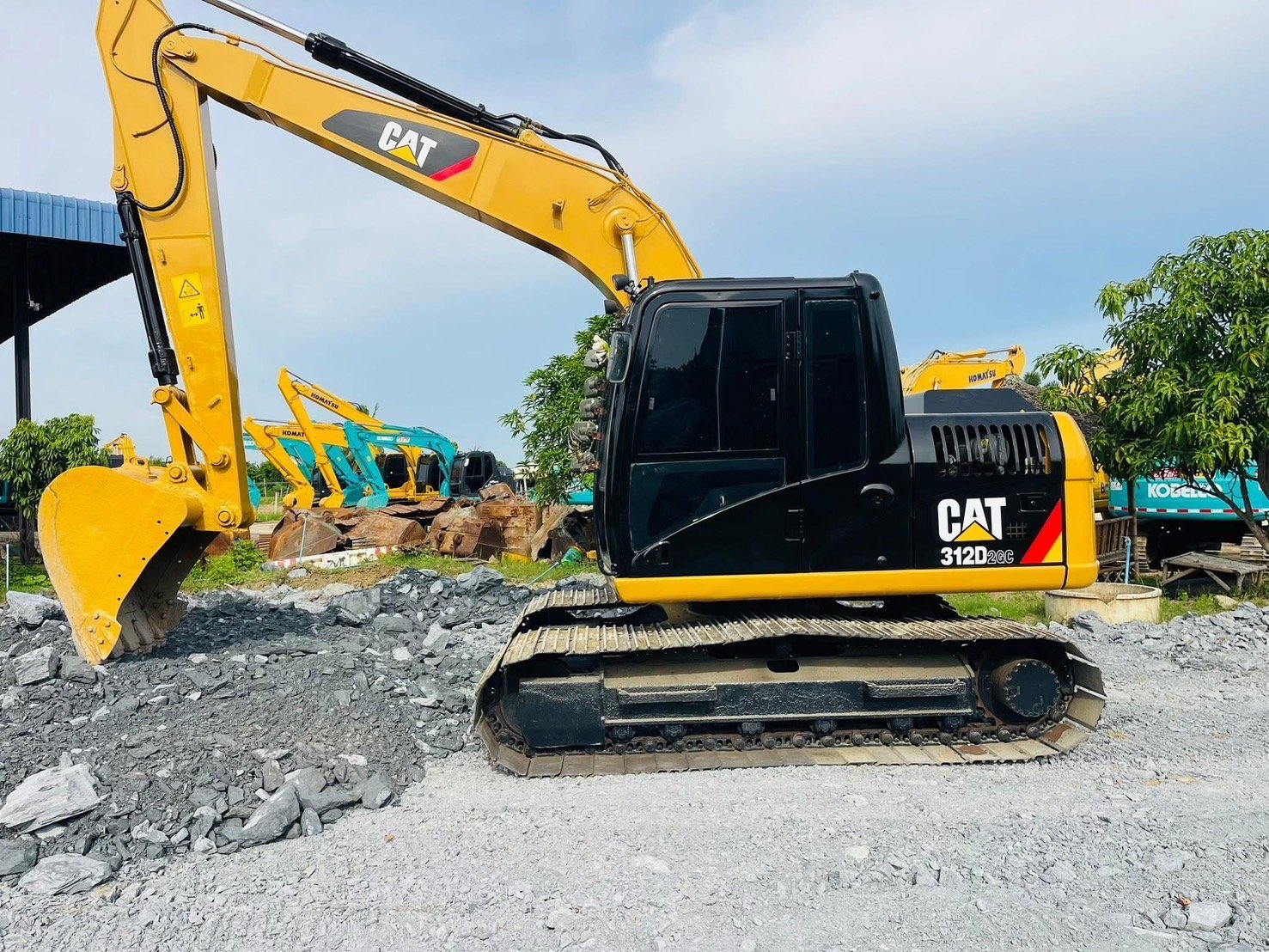 CAT312D2GC ( รับปะกันสินค้า ) ไฟ้าครบ ระบบดีมาก เครื่องปั้มแห้ง