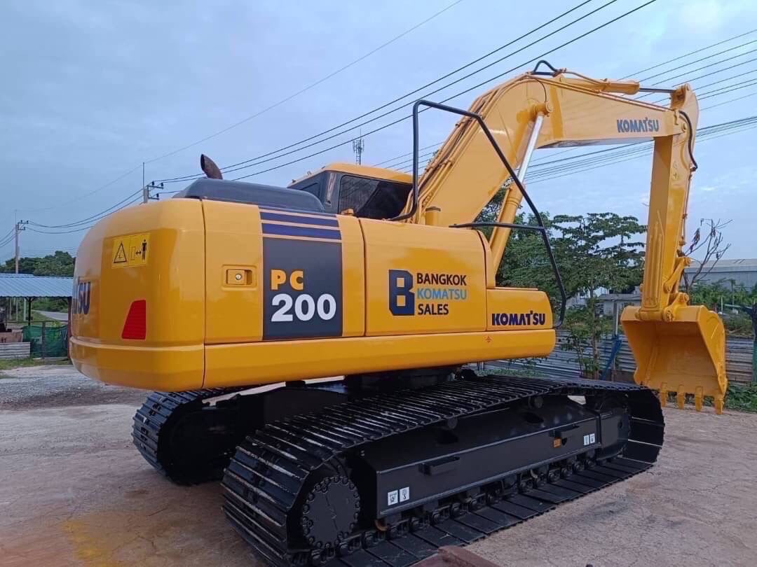 ขายด่วน
KOMATSU PC200-7 
Serial 8 หมื่นไมล์ หมื่น ชม.