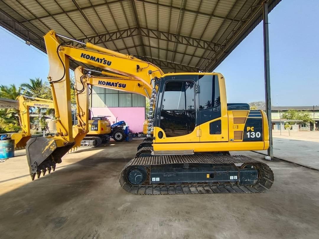 แบคโฮ
Komatsu PC130-8 ไมล์ ชม. 9000 แบคโฮ
Komatsu PC130-8 ไมล์ ชม. 9000