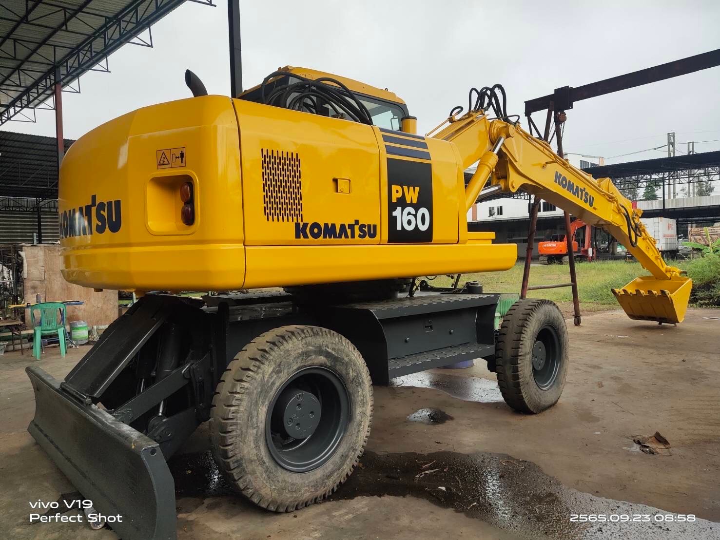 รถแบคโฮล้อยาง
PW160-7 รถแบคโฮล้อยาง
PW160-7