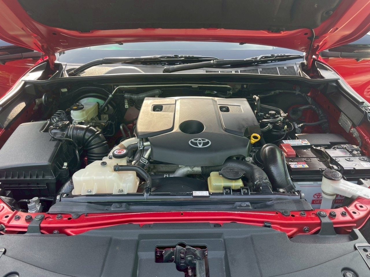 2021 TOYOTA FORTUNER 2.8 LEGENDER BLACK TOP 4WD AT 2021
