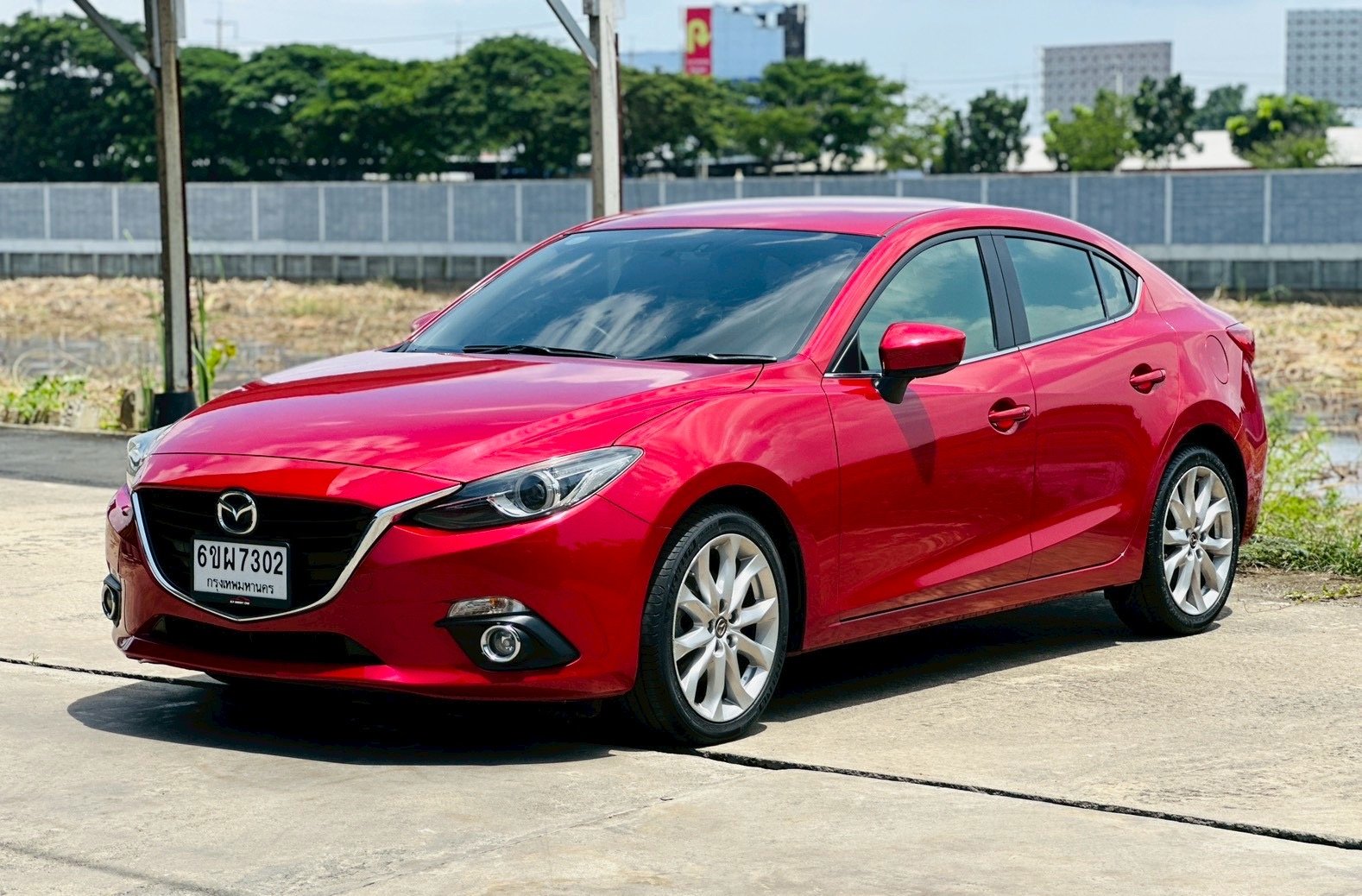 2016 รถบ้านเข้าใหม่ ไมล์เพียง59,000โล เข้าศูนย์ตลอด เจ้าของดูแลอย่างดี #MAZDA3 4ประตู 2.0S ปี2016 สี