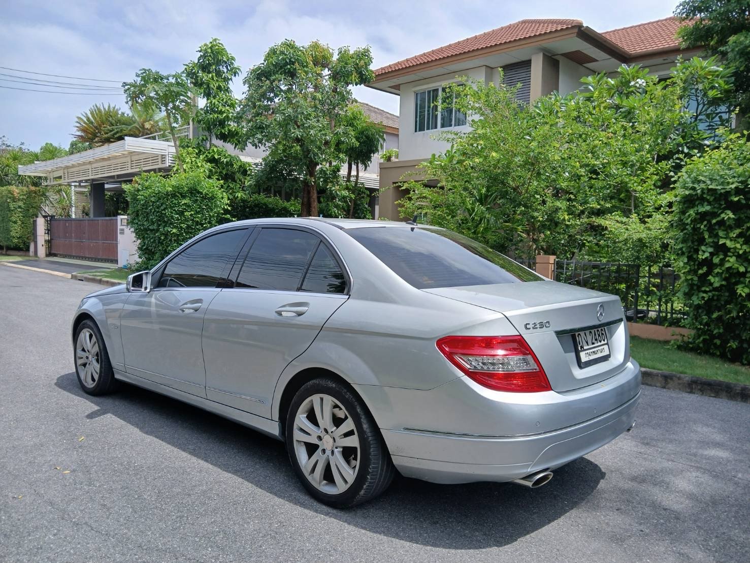 มาแล้ว 2009 BENZ C CLASSC230 Avantgarde สีเทา เกียร์ออ มาแล้ว 2009 BENZ C CLASSC230 Avantgarde สีเทา เกียร์ออ