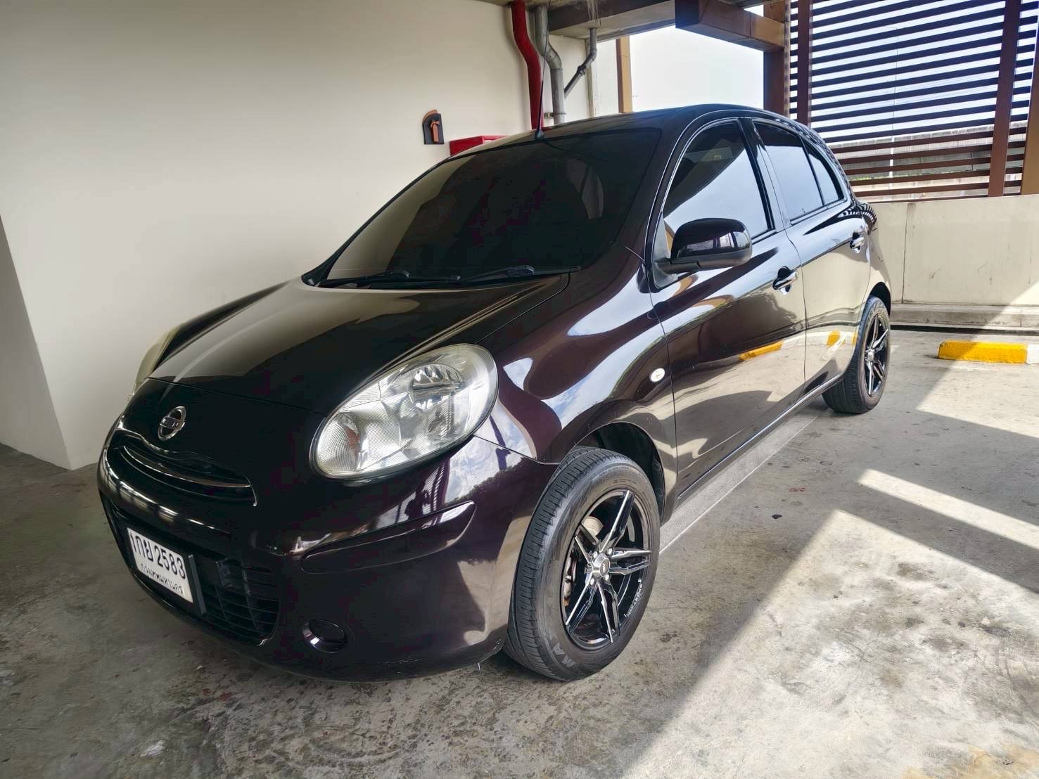 2013 Nissan march 1.2 EL ปี 2013