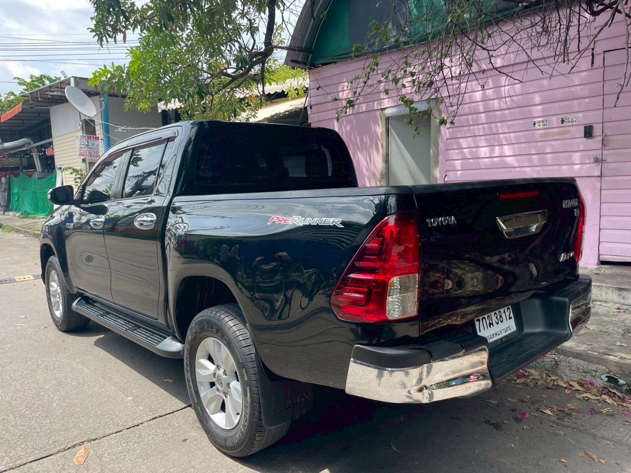 2018 Toyota revo 2.4e mt 4ประตู ยกสูง ราคา 377,000.- เอกสารครบ มีนบุรี กทม 0853375537 2018 Toyota revo 2.4e mt 4ประตู ยกสูง ราคา 377,000.- เอกสารครบ มีนบุรี กทม 0853375537