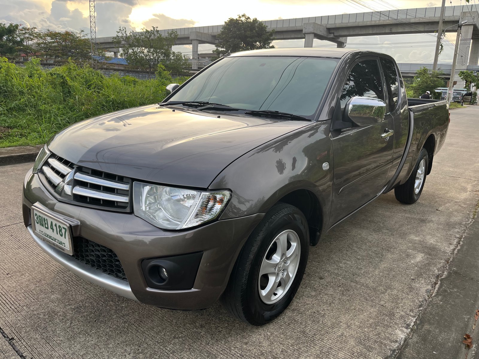 2012 Mitsubishi triton 2.5 mt ดีเซล