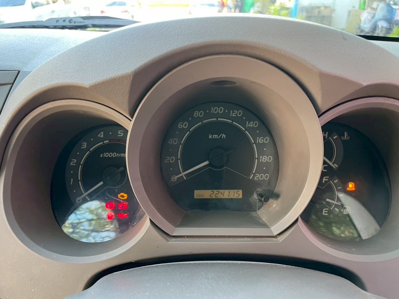 2005 Toyota Vigo 3.0 mt สีเขียว เล่มทะเบียนพร้อม ขาย 125000