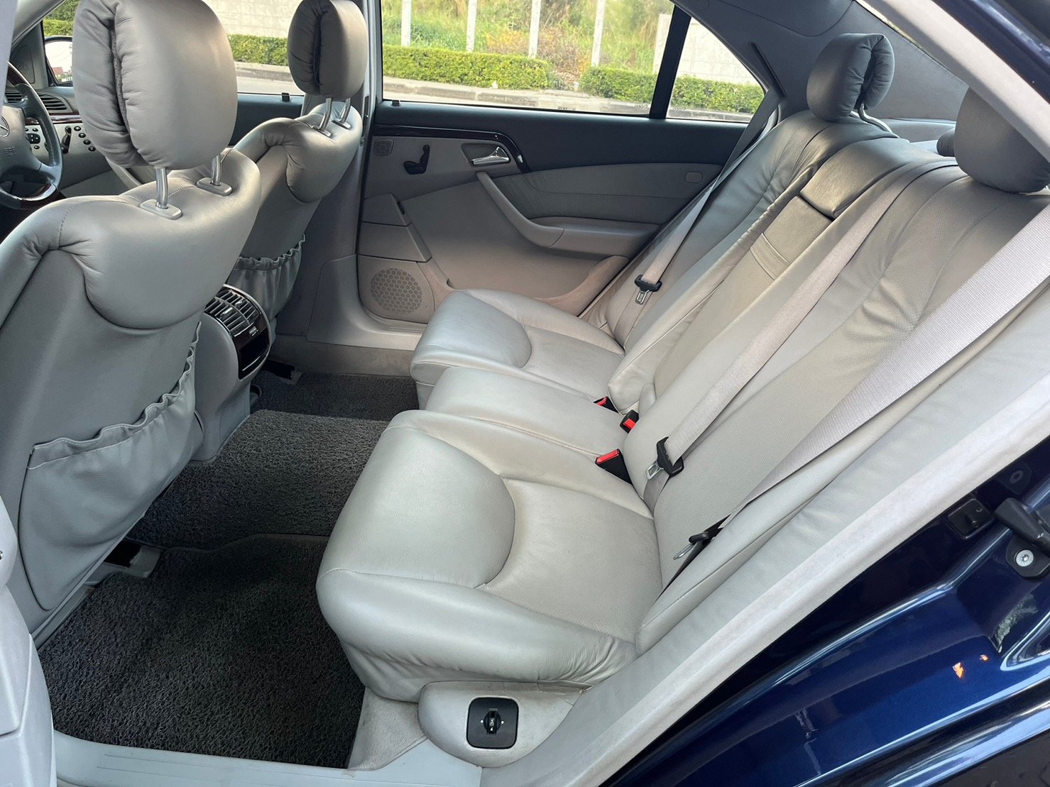 2001 Benz S320 3.2 AT ขาย 188,000.- เอกสารครบ ประตูดูด ภายในสวย สอบถาม 0853375537 เอ 2001 Benz S320 3.2 AT ขาย 188,000.- เอกสารครบ ประตูดูด ภายในสวย สอบถาม 0853375537 เอ