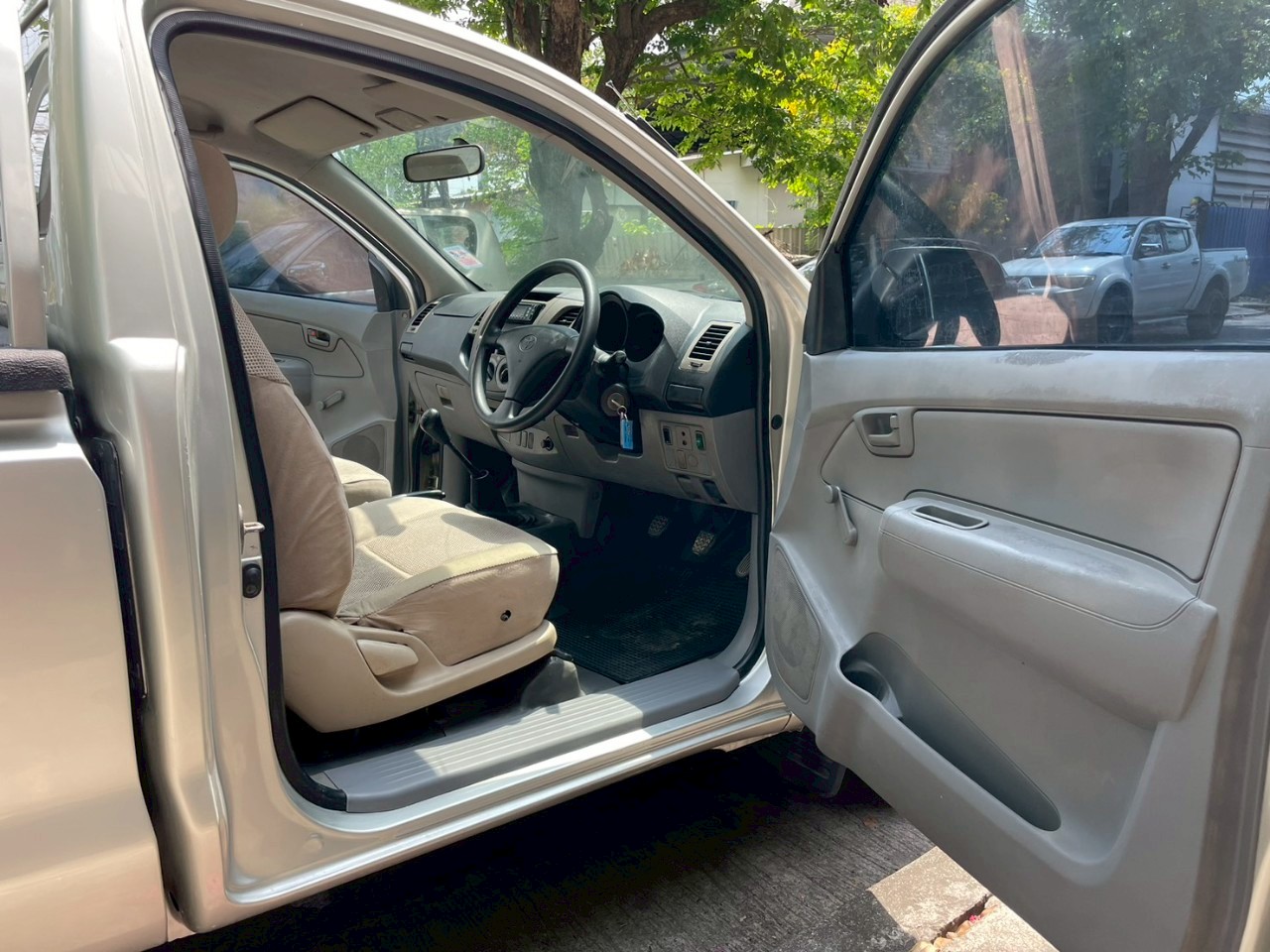 2006 Toyota Vigo 3.0 mt ตอนเดียว 2006 Toyota Vigo 3.0 mt ตอนเดียว