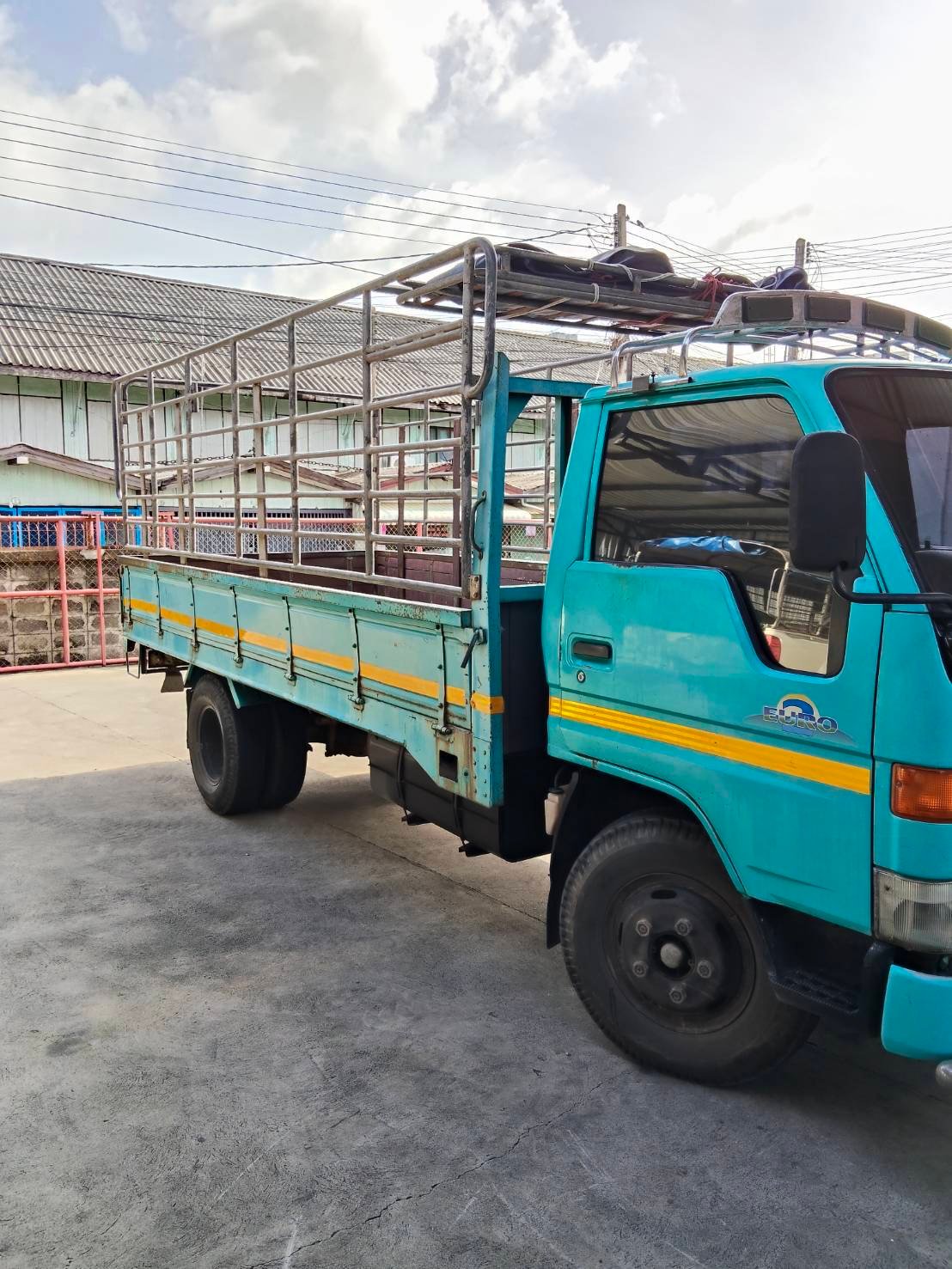 Hino FA142แรง ปี44 ยาว 4.2เมตร ไมล์แท้ วิ่งน้อย สภาพสวย Hino FA142แรง ปี44 ยาว 4.2เมตร ไมล์แท้ วิ่งน้อย สภาพสวย