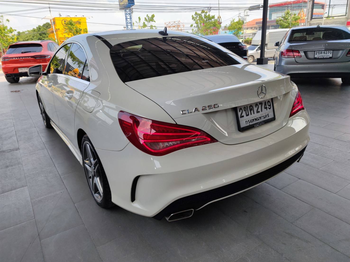 Mercedes Benz CLA 250 AMG Dynamic 2015 Mercedes Benz CLA 250 AMG Dynamic 2015