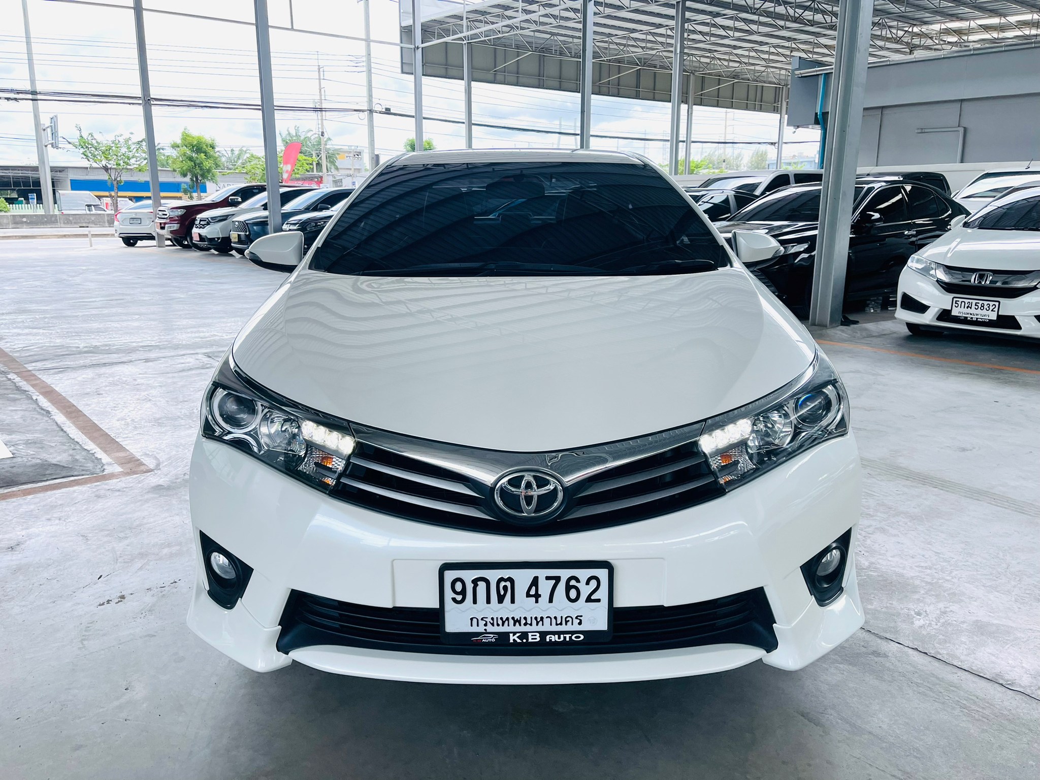TOYOTA ALTIS 1.8 E Sport AUTO รถปี 2015 