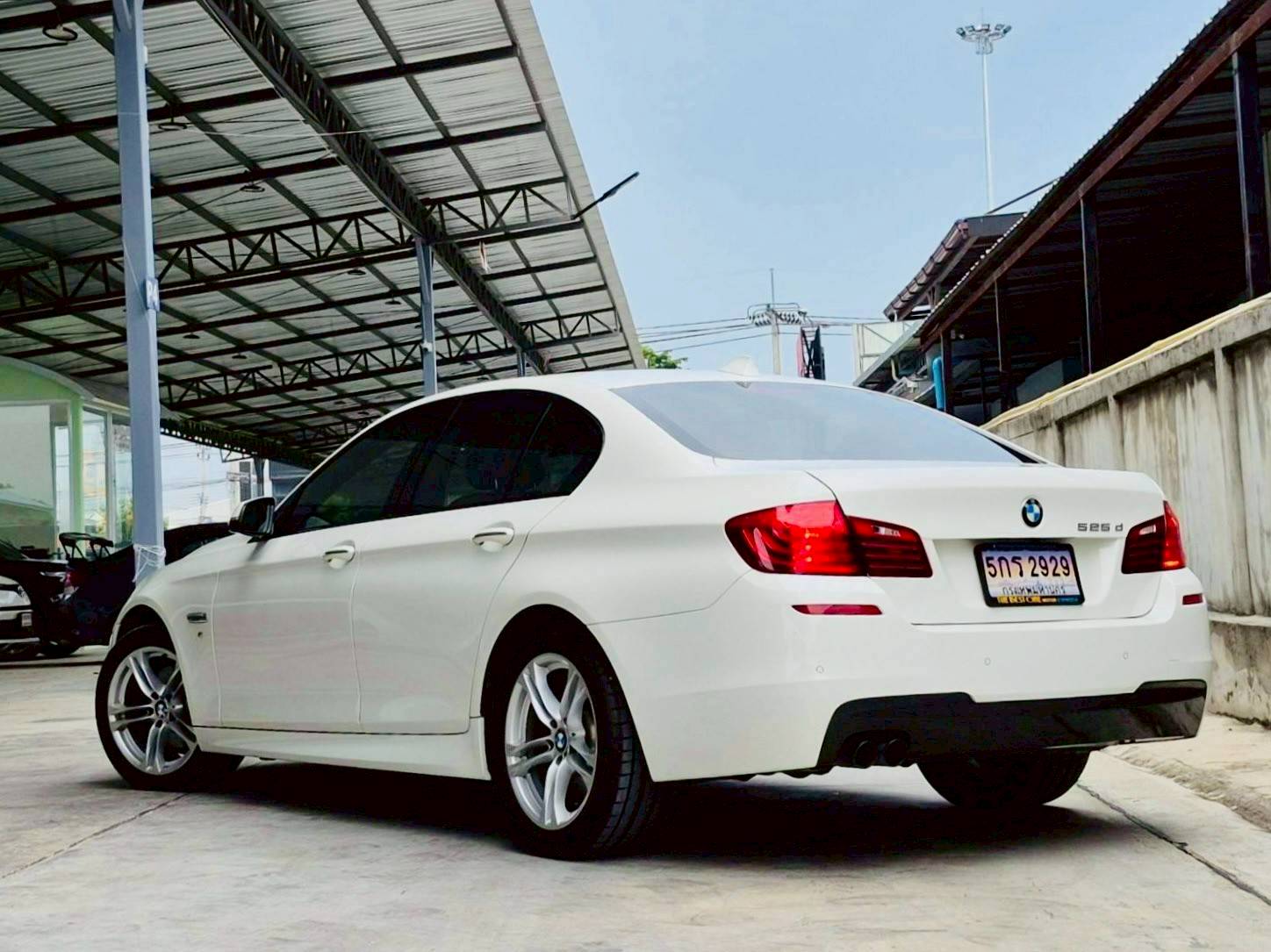 BMW 525D M-SPORT F10 ปี 2016