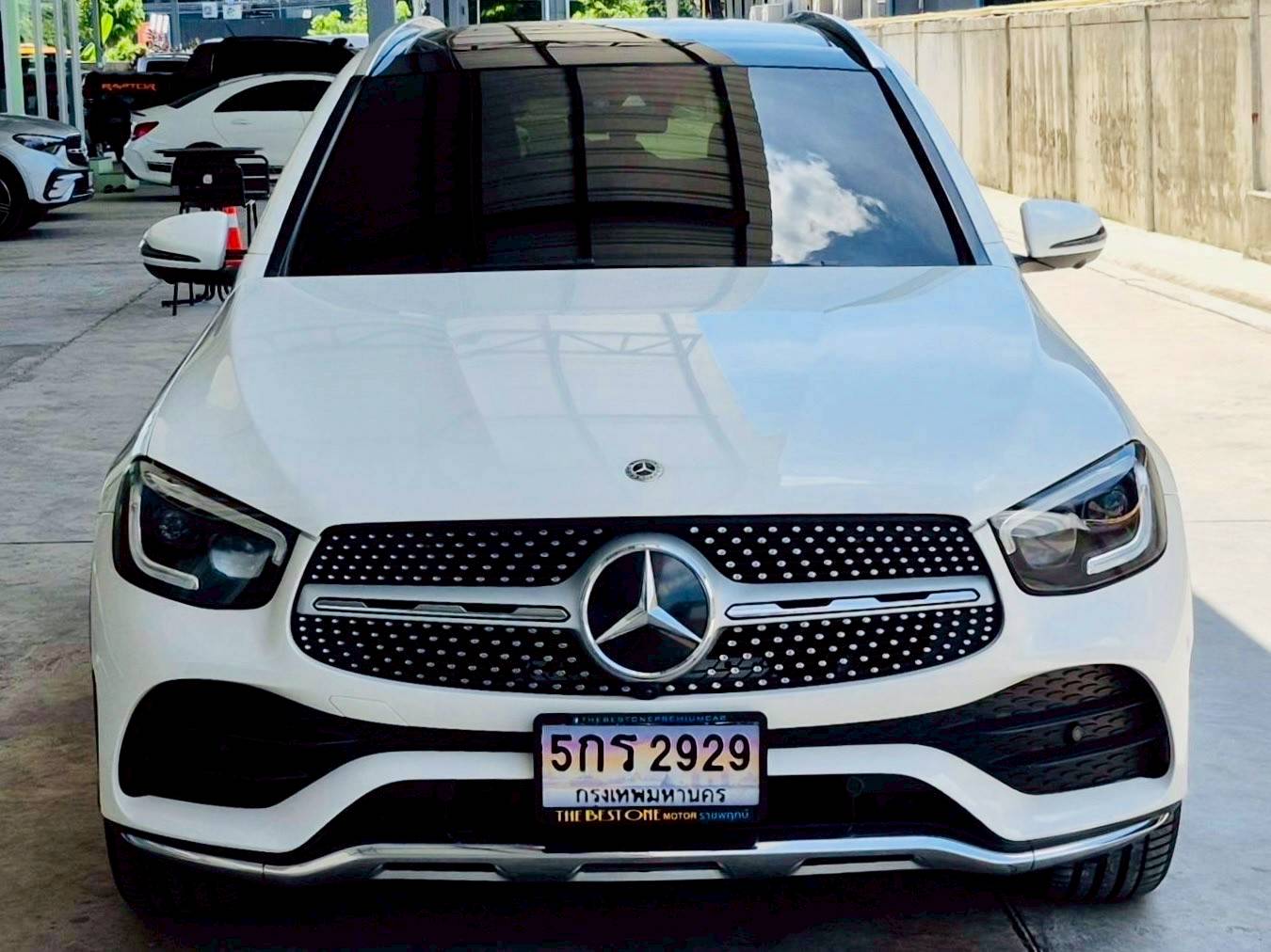 Mercedes-Benz GLC 220d AMG Dynamic Facelift W253 ปี 2021 Mercedes-Benz GLC 220d AMG Dynamic Facelift W253 ปี 2021