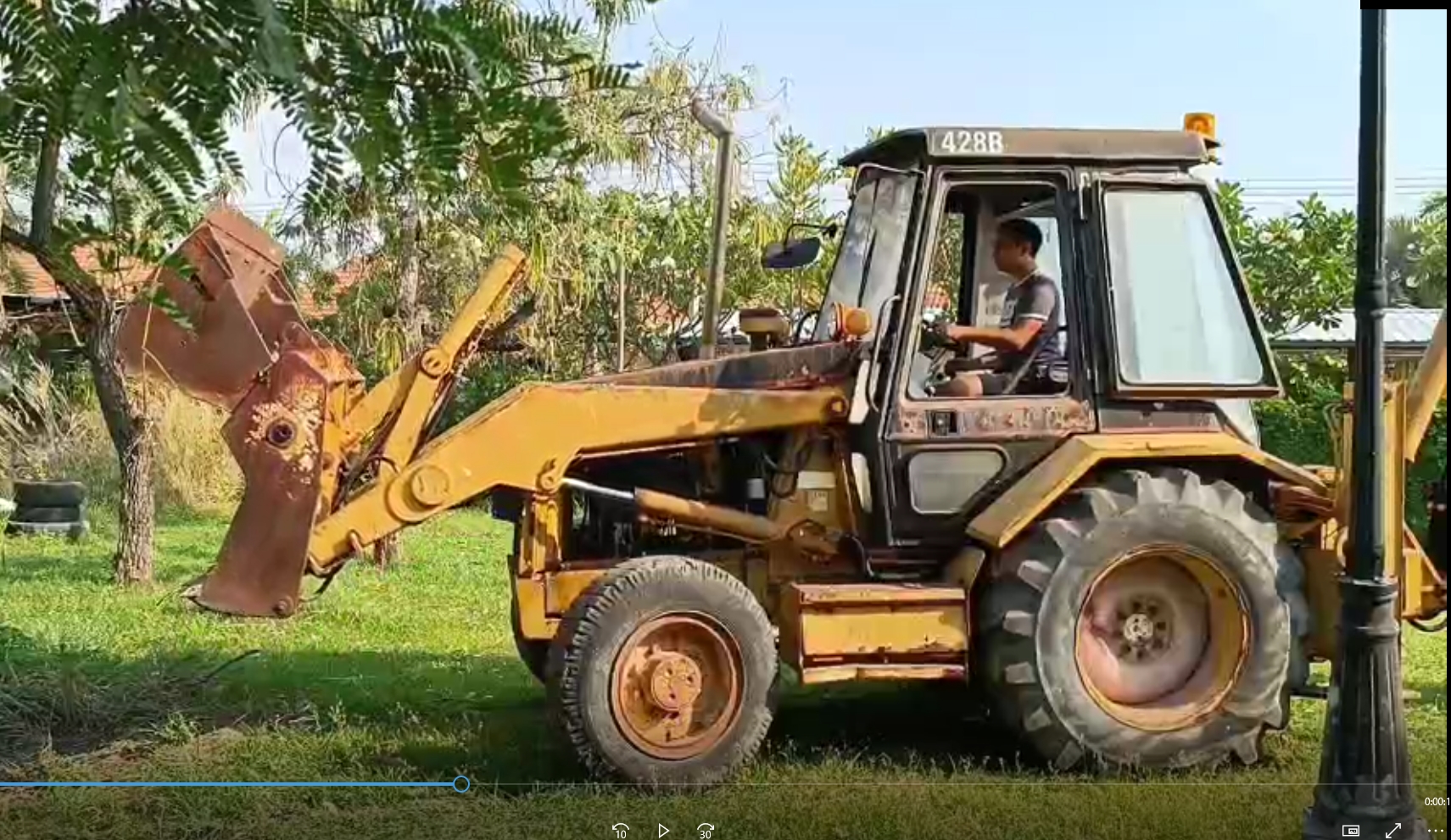 CAT 428B, 4 WD ตักหน้าขุดหลัง พวงมาลัยเพาเวอร์ ขนาด 1 เพลา  ราคา 299,000 บาท CATERPILLAR INC. PEORIA, IL 81629 USA  เจ้าของขายเอง
อำเภอบางพระ จังหวัด ชลบุรี
สนใจดูรถติดต่อ 090-6464924
Line ID   yamaken2527