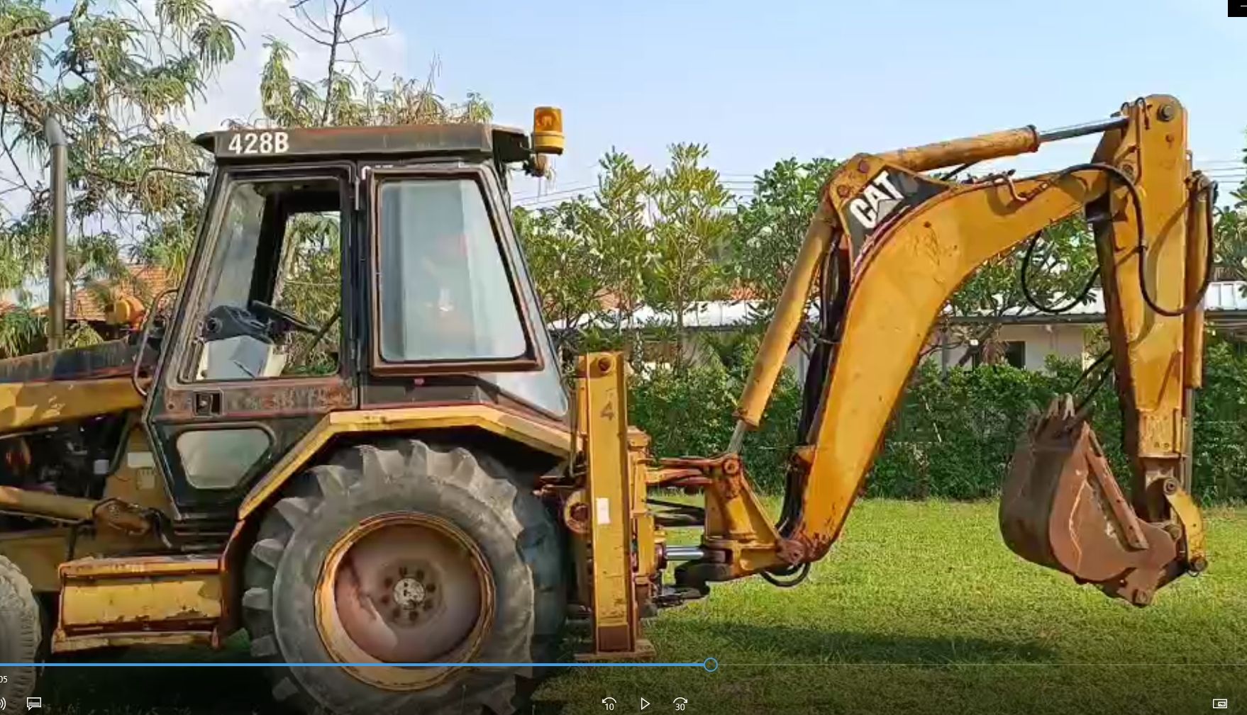 CAT 428B, 4 WD ตักหน้าขุดหลัง พวงมาลัยเพาเวอร์ ขนาด 1 เพลา  ราคา 299,000 บาท CATERPILLAR INC. PEORIA, IL 81629 USA  เจ้าของขายเอง
อำเภอบางพระ จังหวัด ชลบุรี
สนใจดูรถติดต่อ 090-6464924
Line ID   yamaken2527