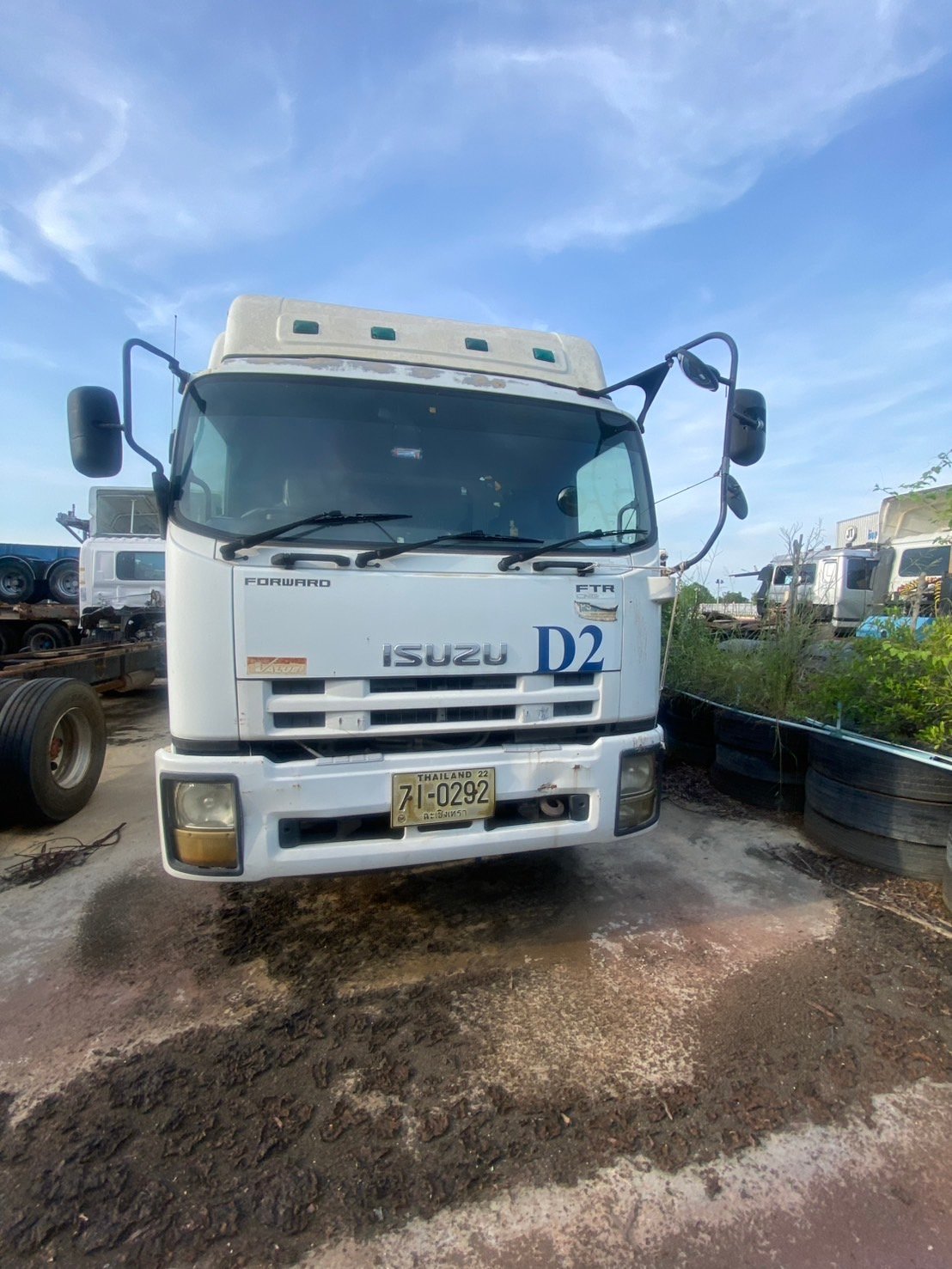 ISUZU CNG 220 6ล้อ ปี54 ตู้10บาน ISUZU CNG 220 6ล้อ ปี54 ตู้10บาน