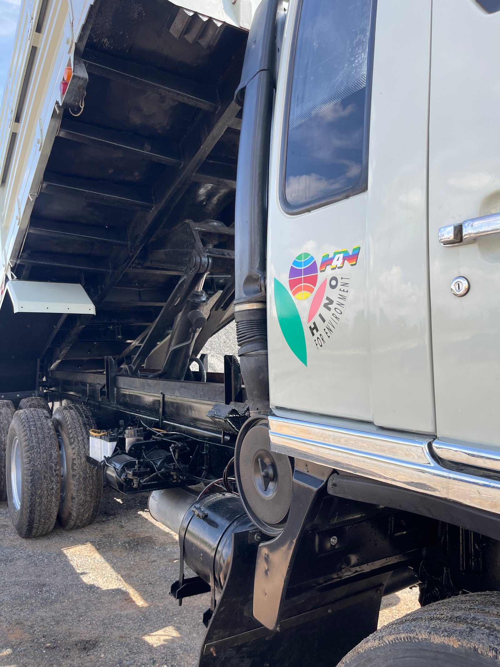 HINO FM3M