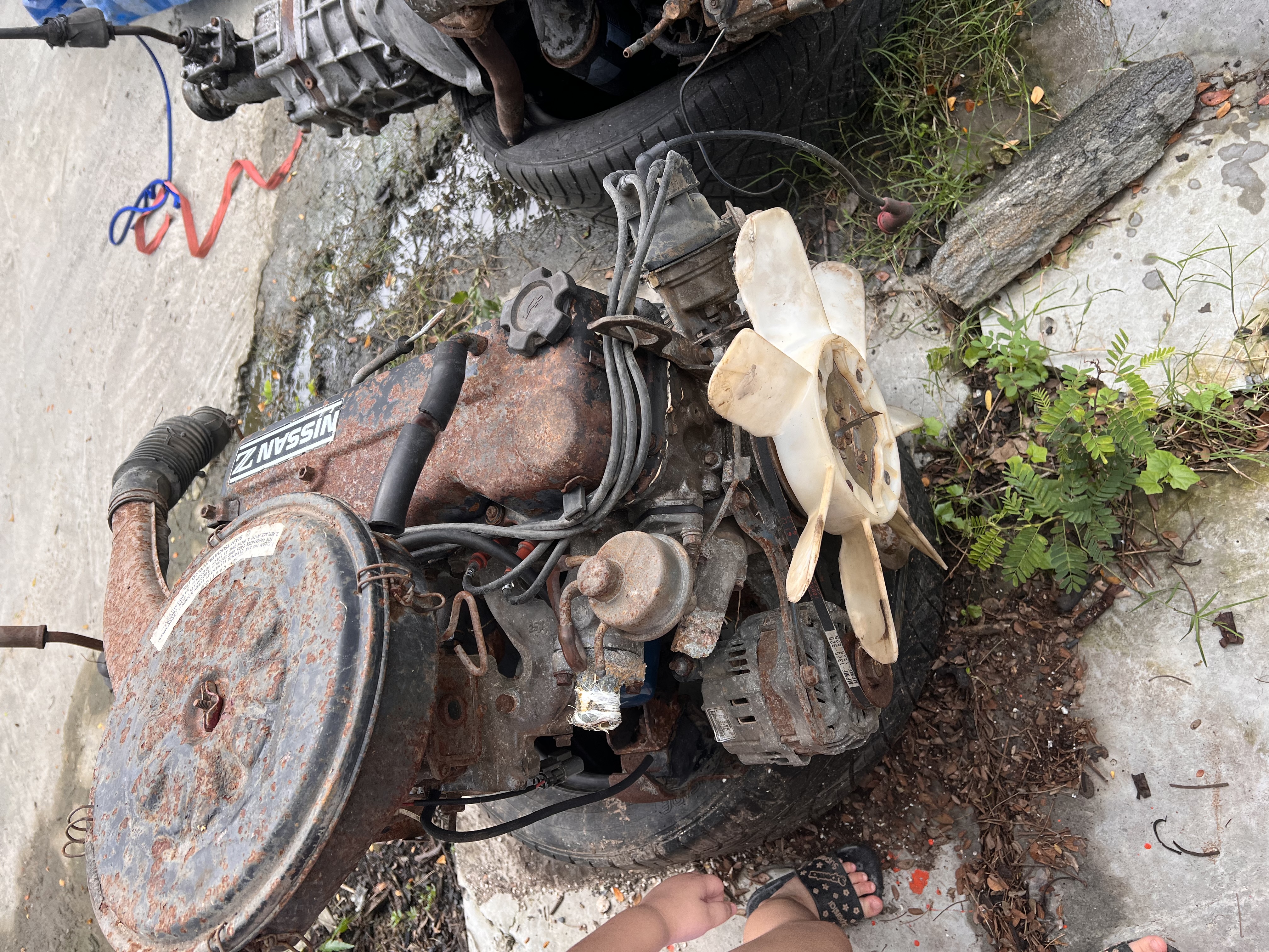 ต้องการขายเครื่องโตโยต้า2lและนิสสันzเบนซิน ขายพร้อมเกียร์ครับ สนใจโทร 083-0115117ครับ