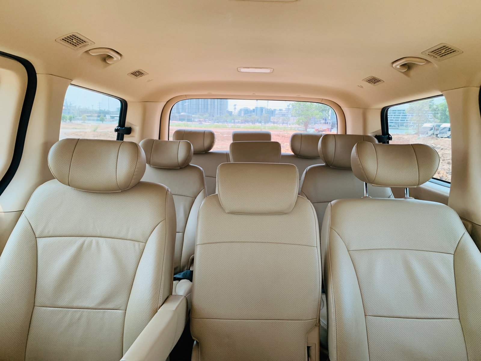 HYUNDAI H1 DELUXE 2.5 MNC 2019