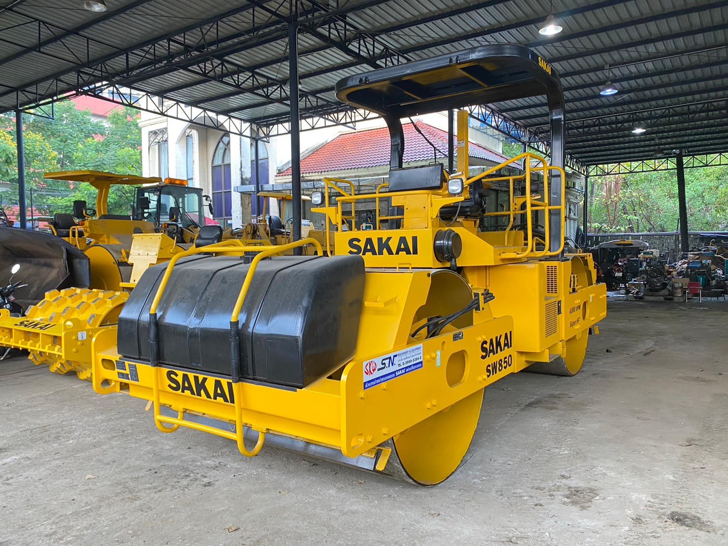 รถบดหน้าเหล็กหลังเหล็ก SAKAI SW850 12.5 ตัน