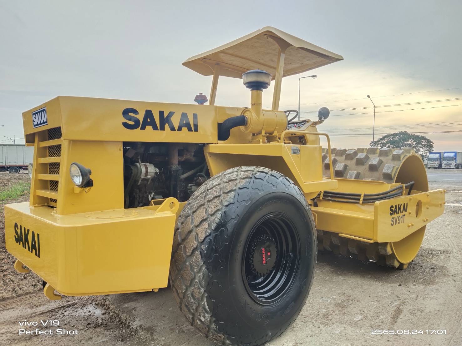 ขาย 795,000 รถบด เล่มทะเบียน SAKAI sv 91 T 2 เพลา เปลือกหนาม เครื่องดี ปั้มสั่นแรง เอวแน่น ยางดี รถสวยพร้อมใช้งาน เล่มทะเบียนพร้อมโอน
สนใจติดต่อได้ครับ
090-772-3710
090-772-3708