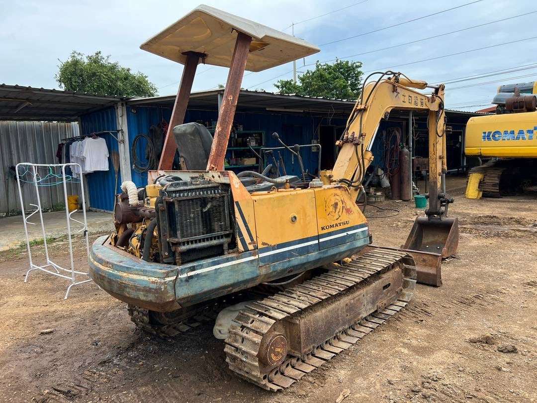 ขาย 120,000 KOMATSU pc 30-5 เครื่องดี ปั้มแรง เอวแน่น