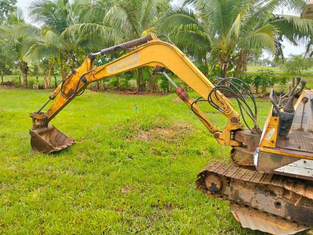 ขาย 85,000 รถแบคโฮขนาด 3 ตัน YANMAR YB031 สภาพเครื่องดี ปั้มแรง ขาย 85,000 รถแบคโฮขนาด 3 ตัน YANMAR YB031 สภาพเครื่องดี ปั้มแรง