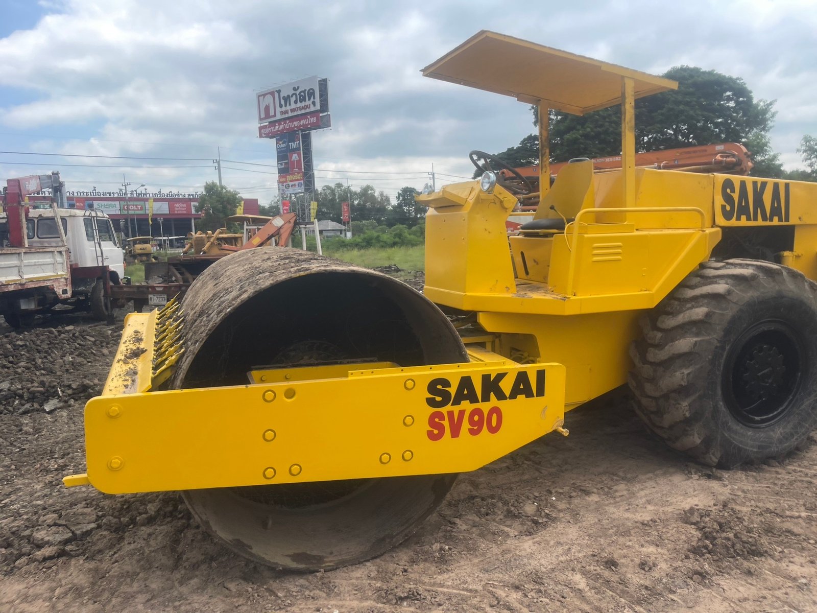 ขาย 395,000 รถบด SAKAI sv 90  เครื่อง ISUZU ปั้มสั่นแรง เครื่องดี ยางดี รถสวยพร้อมใช้
สนใจติดต่อได้ครับ
090-772-3710
090-772-3708