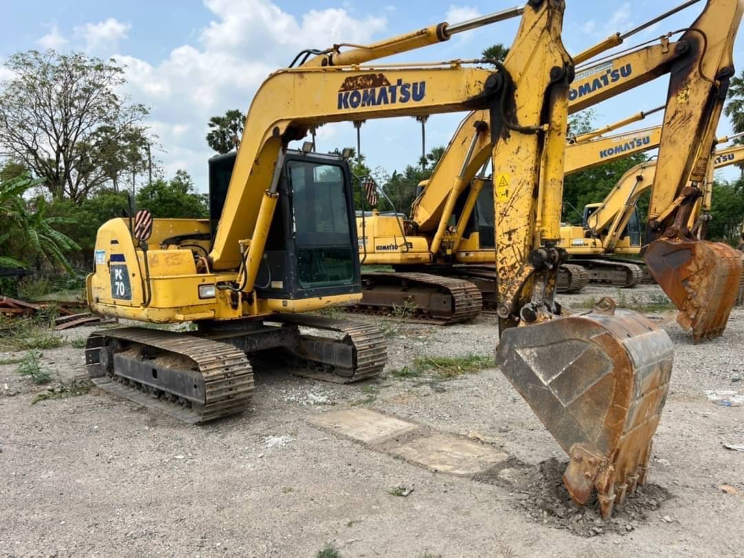 ขาย 695,000 KOMATSU pc 70-8 ไฟฟ้าครบ เครื่องดี ปั้มแรง เอวแน่น ช่วงล่างดี รถพร้อมใช้งาน
สนใจติดต่อได้ครับ
090-772-3710
090-772-3708