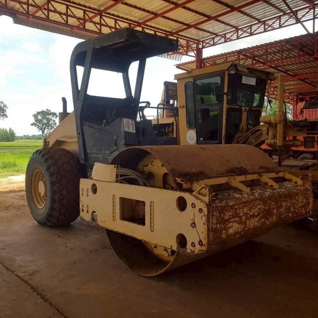 ขาย 490,000 รถบด BOMAG BW211D-3 เล่มทะเบียน ขาย 490,000 รถบด BOMAG BW211D-3 เล่มทะเบียน
