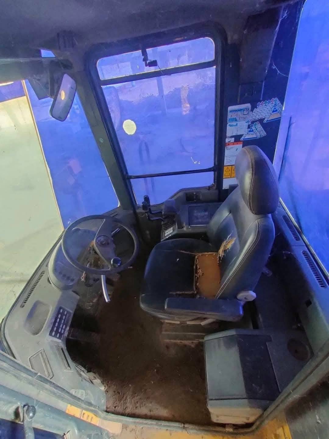 ขาย 590,000 รถตักล้อยาง KOMATSU WA 400-3E เครื่องดี เกียร์แรง