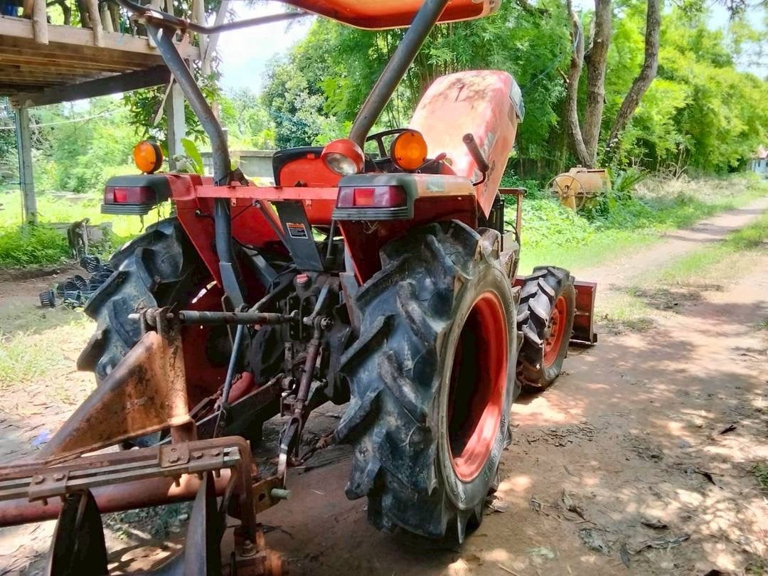 ขาย 139,000 รถไถ 2 เพลา KUBOTA L 3408 เล่มทะเบียน
